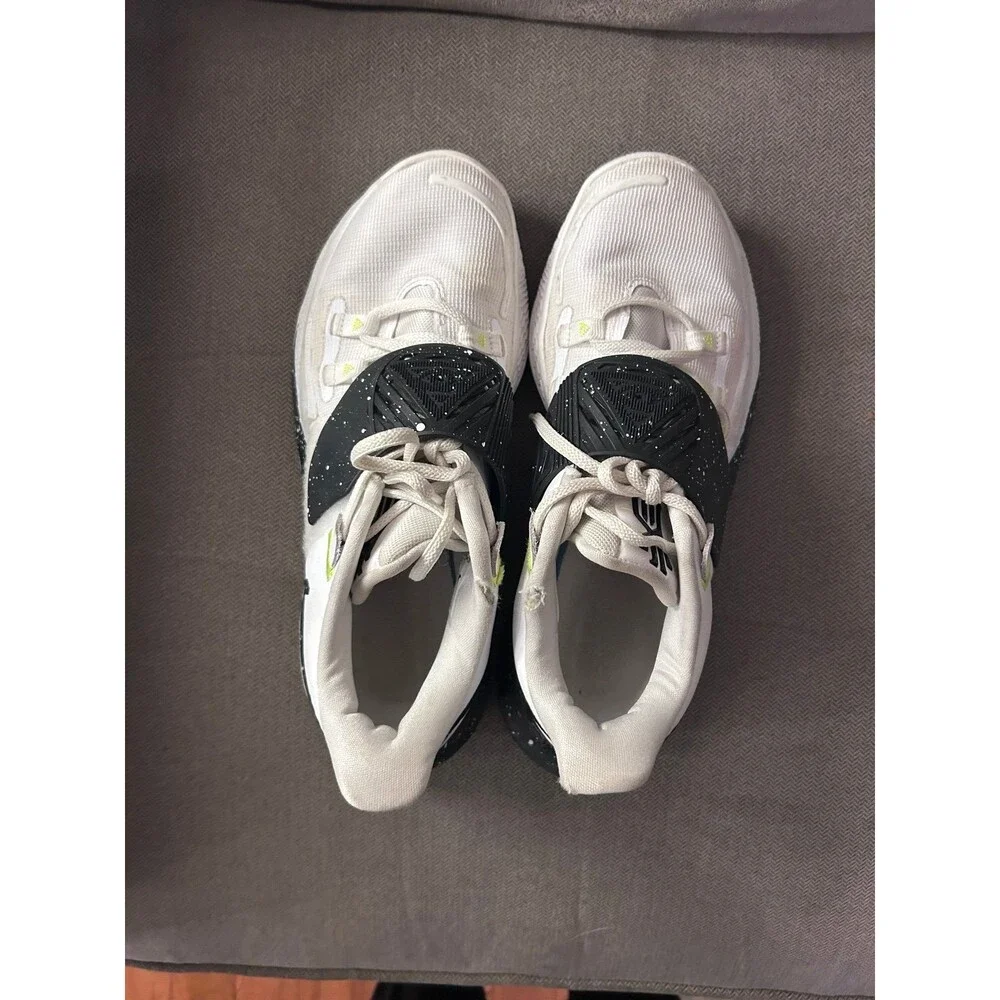 Nike Kyrie Basketball Shoes Men 8